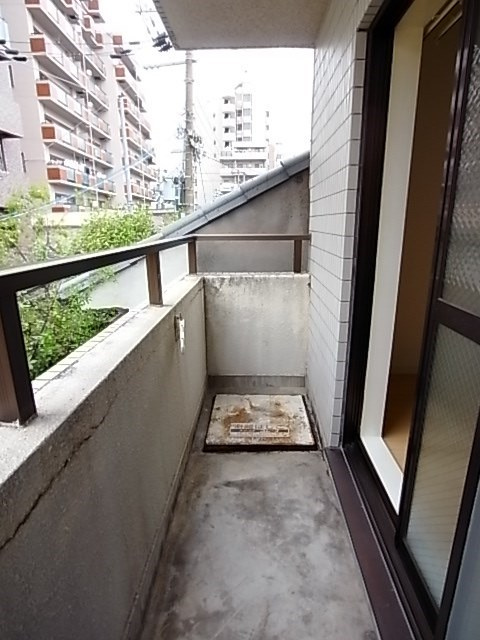 ラムール西上橘通のバルコニー|開放的で明るい空間を演出してくれるバルコニーです