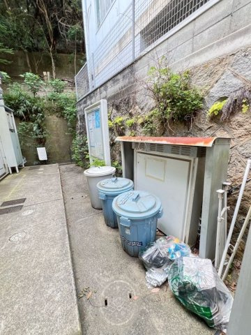 レオパレス新神戸のその他