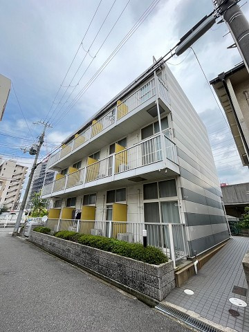レオパレスTRYの外観