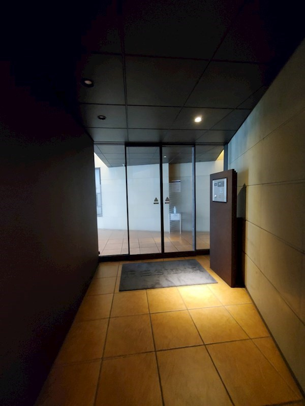 レジディア三軒茶屋のエントランス