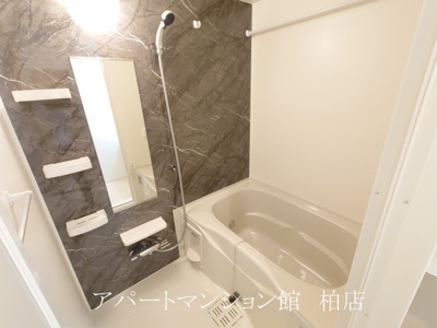 【浴室】 | サニーホームⅢ | 同施工会社、同型タイプです