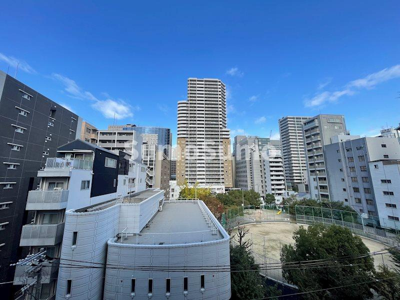 ルネフラッツ谷町四丁目の展望