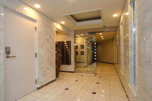 レジディア広尾Ⅱのロビー