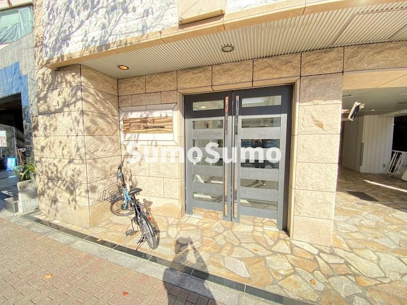 レジディア広尾Ⅱのエントランス