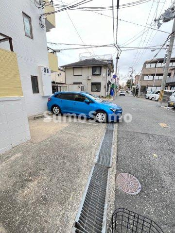 リッジヴィラ魚崎の駐車場|駐車場があります