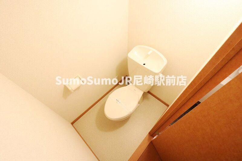レオパレスみやびのトイレ|コンパクトで使いやすいトイレです