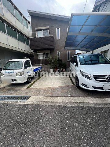 ルシェール東難波Ⅱの駐車場
