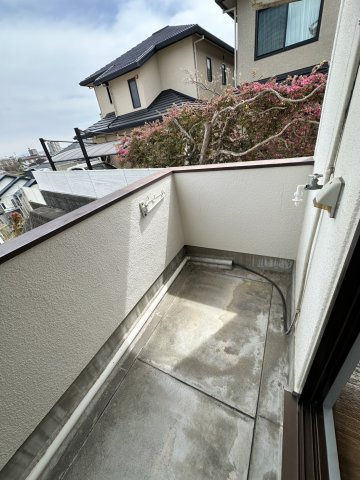パイントーリ南郷のバルコニー