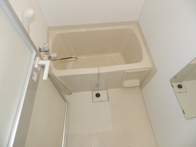 H.YamajiBuillの浴室