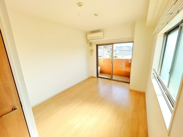 Rue Vent Vert（ル ヴァン ヴェール）の居間・リビング