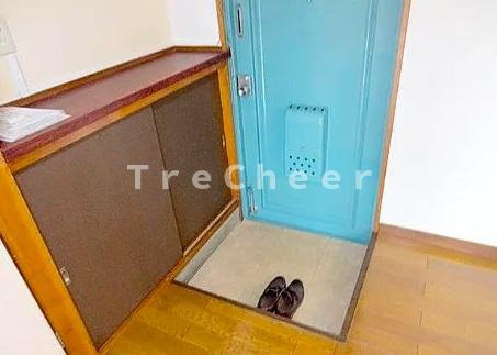 富士見マンションの玄関