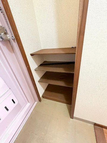 三甲イエムの収納