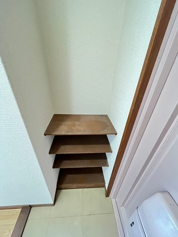 三甲イエムのその他