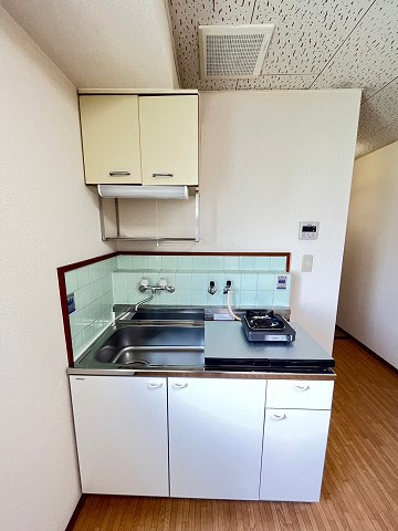 三甲イエムのキッチン
