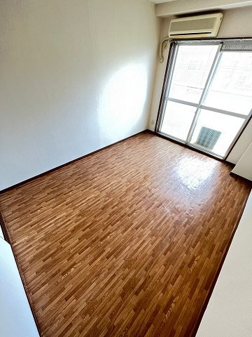 三甲イエムの寝室