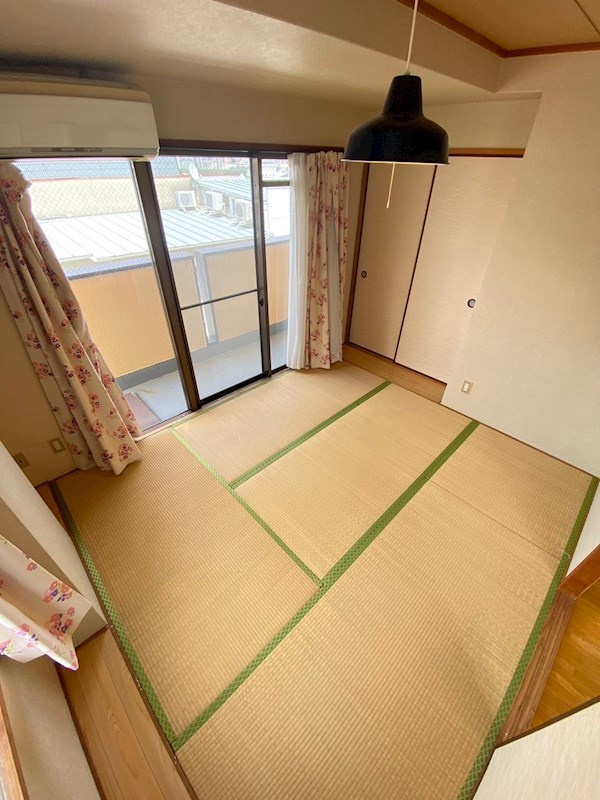 東芦屋マンションの和室