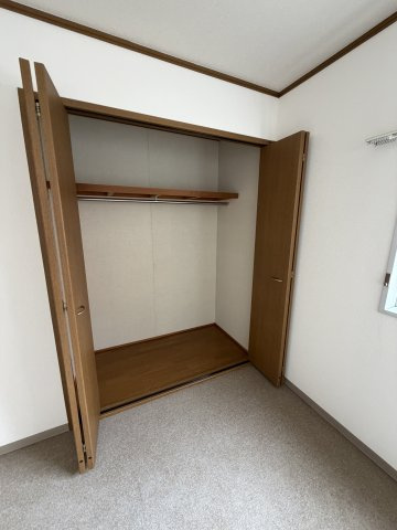 一静館　北の収納
