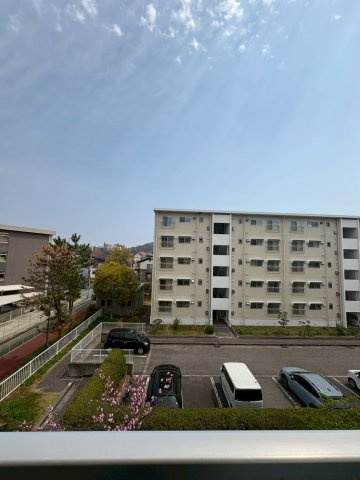 名谷六団地三一号棟の展望