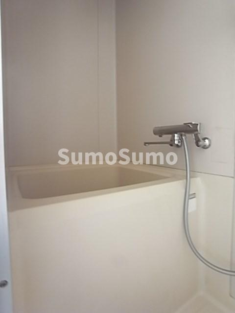 吉本マンションの浴室|落ち着いた空間のお風呂です