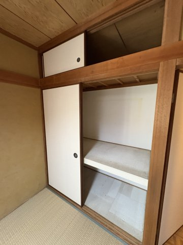 堀切戸建の収納|大きなものも収納できそうです