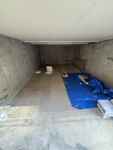 堀切戸建の駐車場|駐車スペースもあります