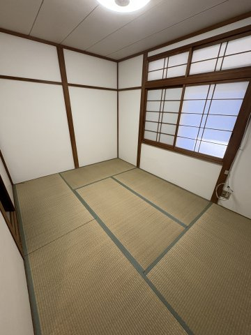 堀切戸建の寝室|ゆとりの広さです