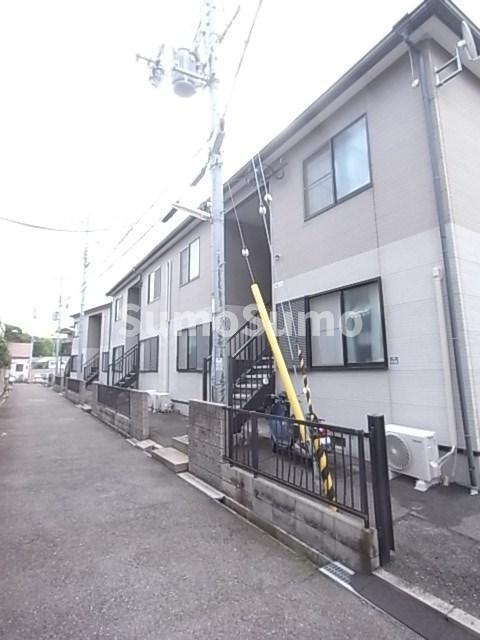 大倉山ハイツA棟の外観