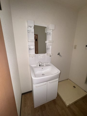 大倉山ハイツA棟の洗面所