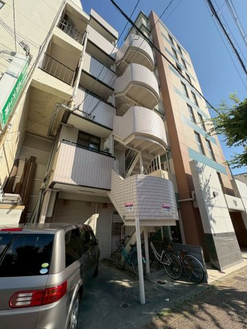 安藤マンションの外観