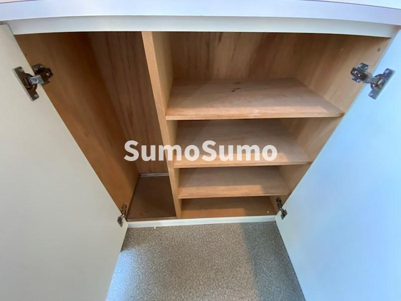 家根源ビルの収納|小物を収納するのに便利です