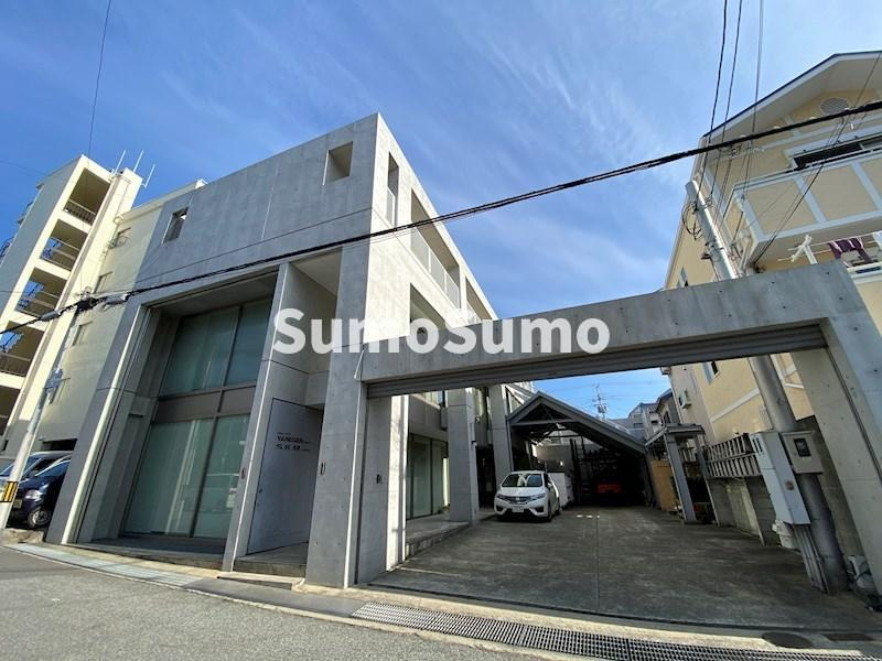 家根源ビルの外観|外観は落ち着いています