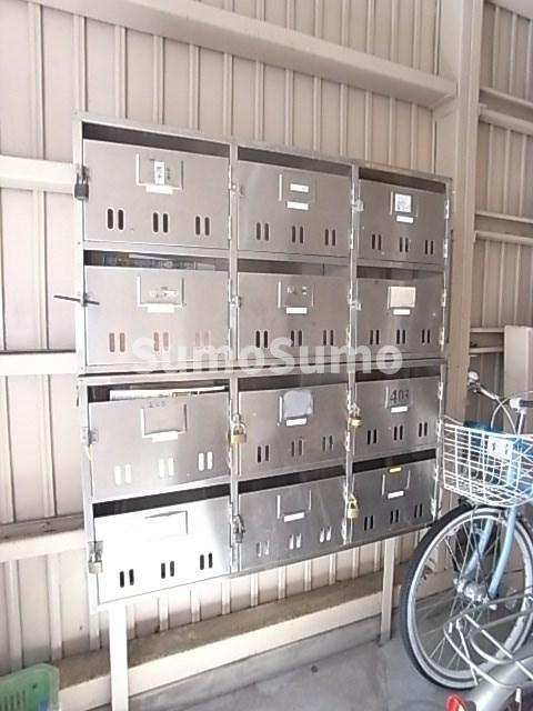 小林マンションの外観|外観は落ち着いています