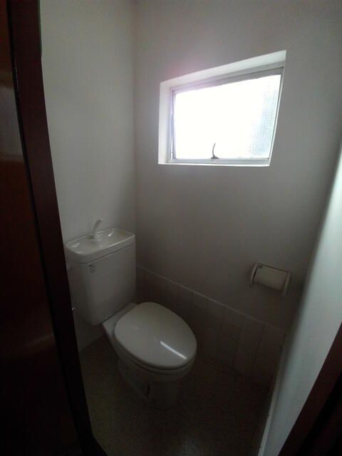 小澤ビルのトイレ