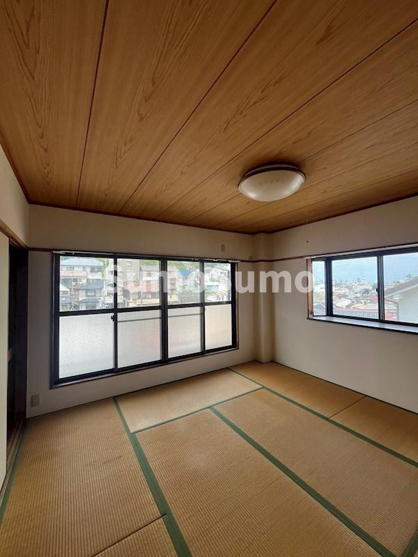 旭マンションの寝室|落ち着いて過ごせるお部屋なので、寝室にいかがでしょうか