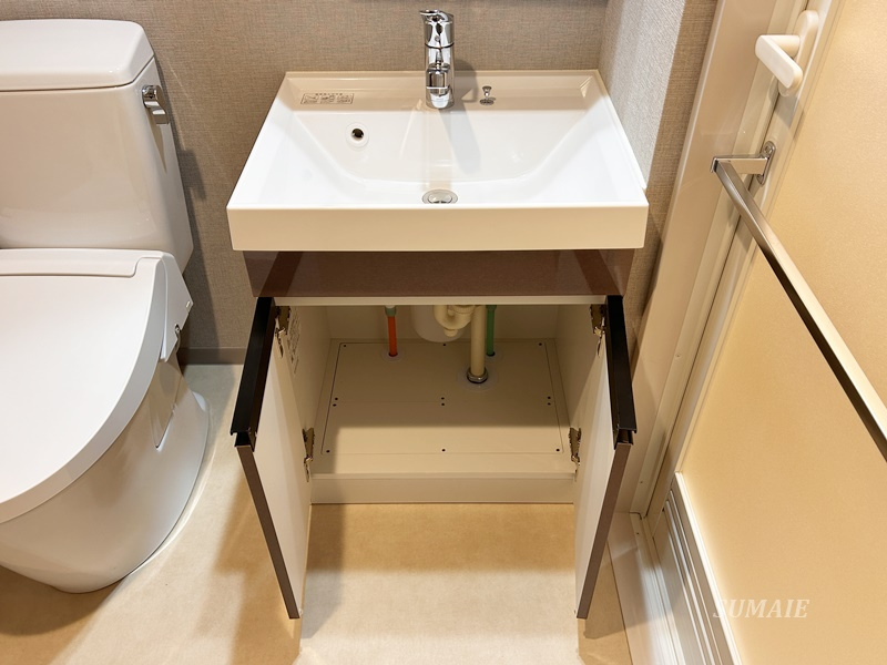 Weave Base - Oji Kamiyaの洗面所|洗面台収納です