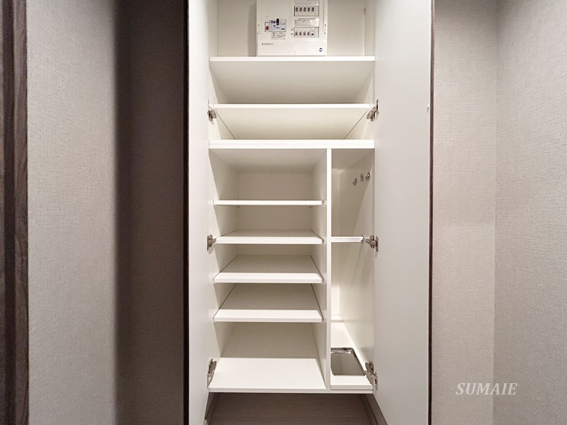 Weave Base - Oji Kamiyaの収納|玄関収納です