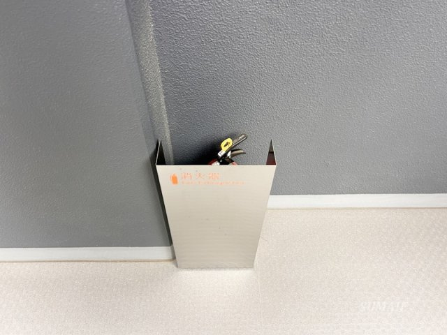 Weave Base - Oji Kamiyaの設備|消火器です