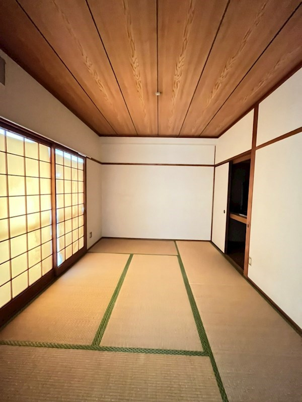 ローズハイツの和室