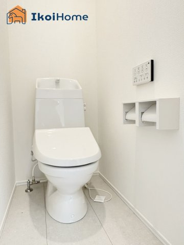 神戸市西区南別府4丁目　A号棟　新築戸建のトイレ|【ホームページに現地動画掲載中】●年中無休：当日予約可●ウォシュレット、暖房便座標準装備。