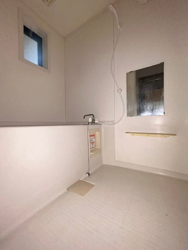 中山手ガーデンパレスＣ棟の浴室