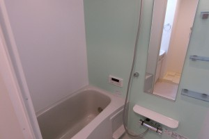 月光呉本通2丁目の浴室