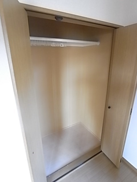 中山手ガーデンパレスＣ棟の収納
