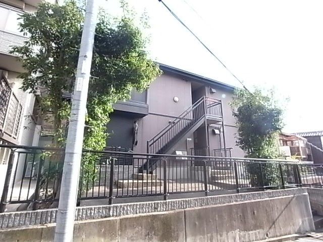 中山手ガーデンパレスＣ棟の外観