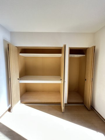 中山手ガーデンパレスA棟の収納