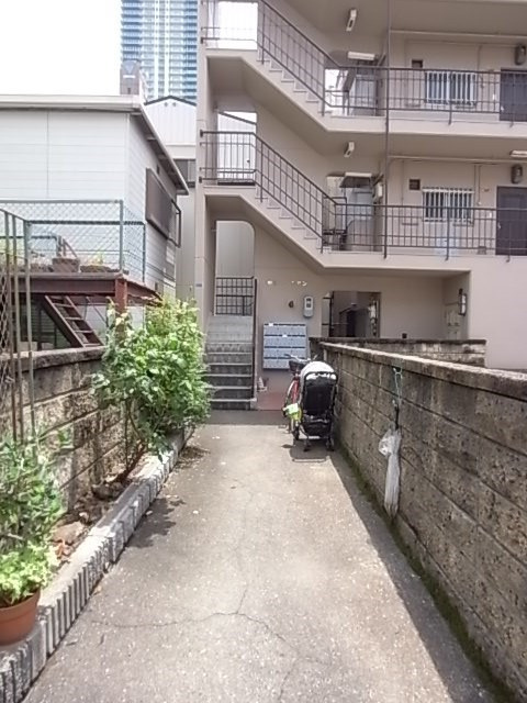 中野マンションの外観