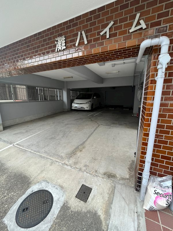 灘ハイムのエントランス