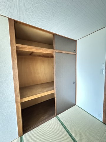 甲南灘コーポラスの収納