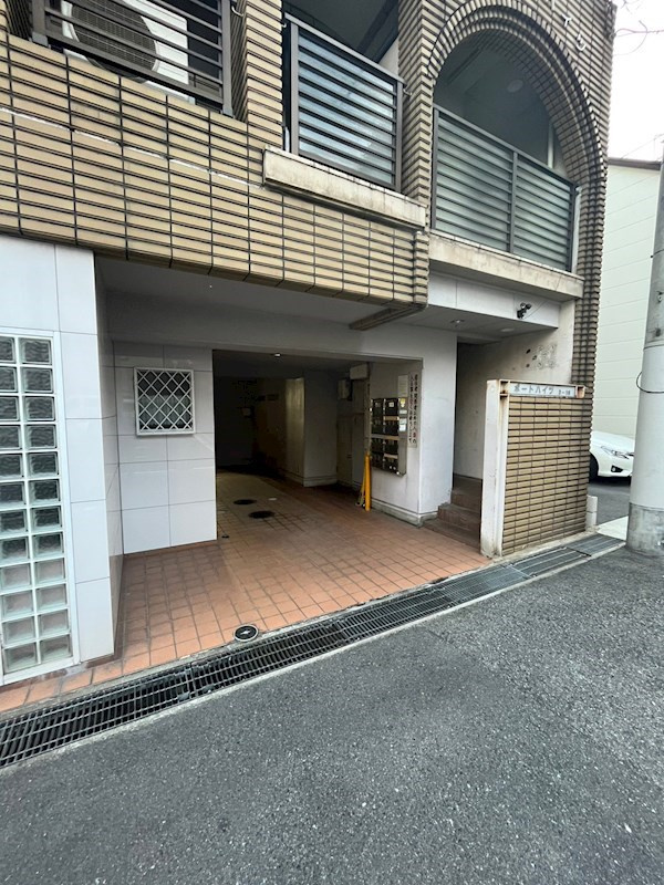 坂口ポートハイツの外観