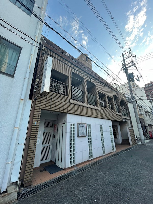 坂口ポートハイツの外観