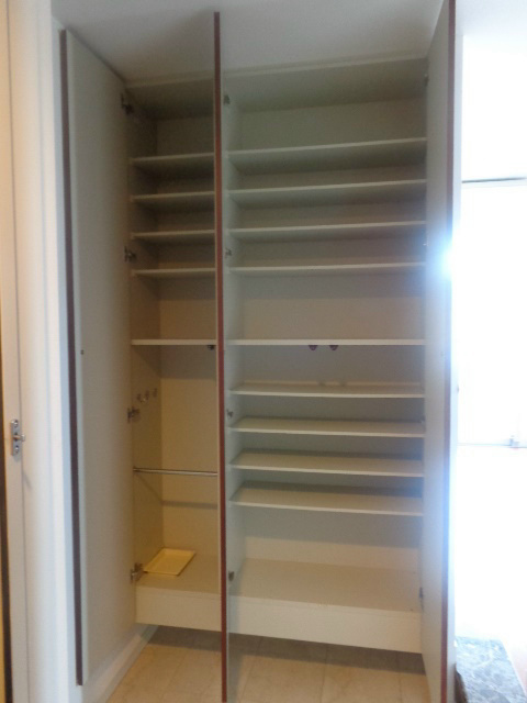 ワコーレ神戸元町アクシアの玄関